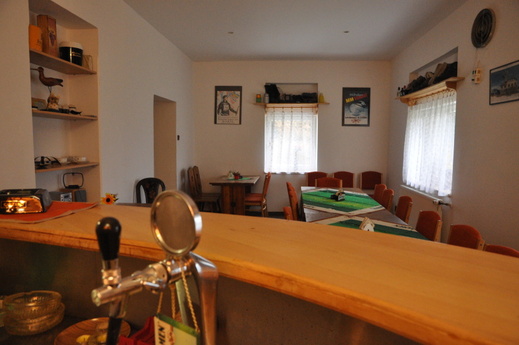 Bar a společenská místnost