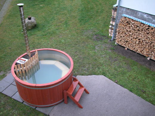 Vyhřívaný koupací sud